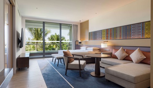 1 King Bed Garden View Deluxe
