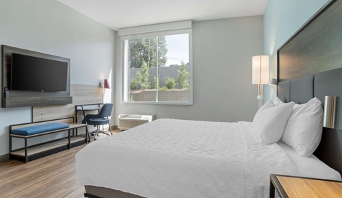 Room, 1 King Bed, Accessible (Hearing)