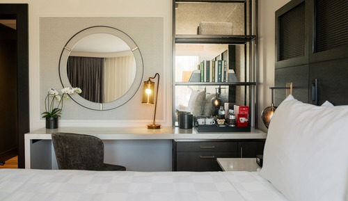Superior Room, 1 King Bed