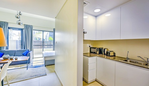 Studio (Apartment)