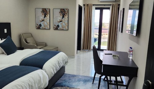Deluxe Double or Twin Room