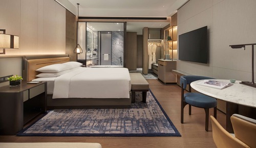 One King Bed