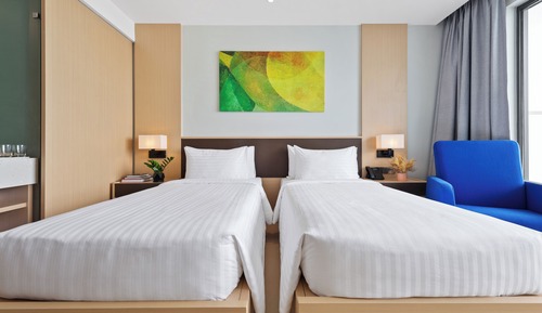 Premier Twin Oceanfront