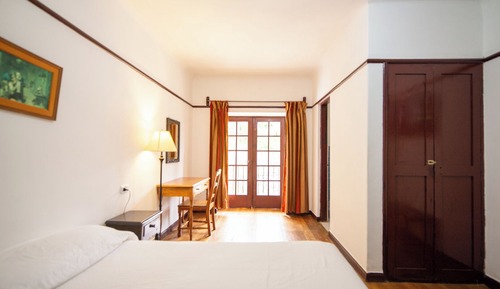 Classic Room, Courtyard View