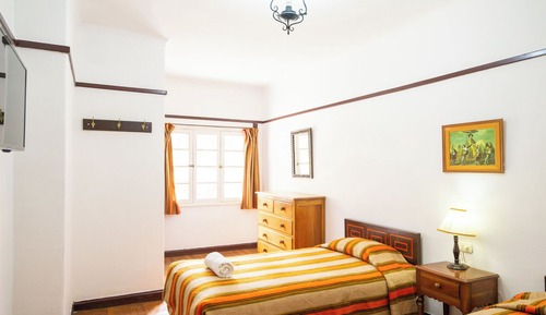 Classic Twin Room, Courtyard View