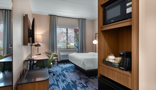 Standard Room, 1 King Bed