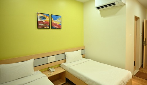 Deluxe Twin Room
