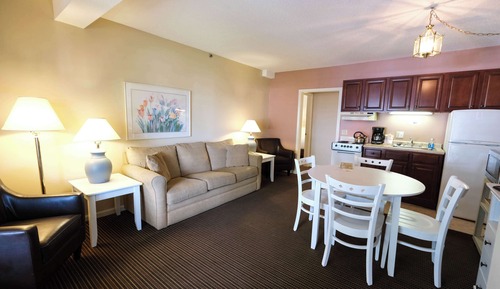 1st Floor 2Q Apartment Oceanview/Porch