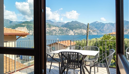 Deluxe Apartment, 2 Bedrooms, Terrace, Lakeside