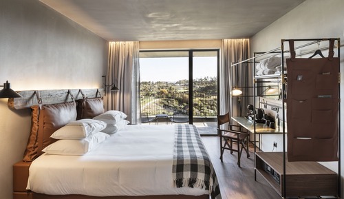 Superior Room With Balcony and Pool View