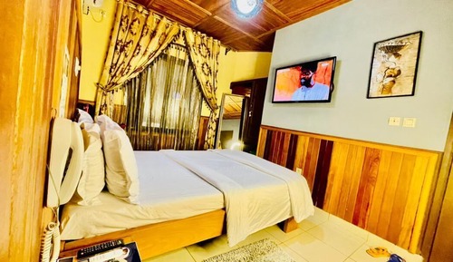 Royal Room