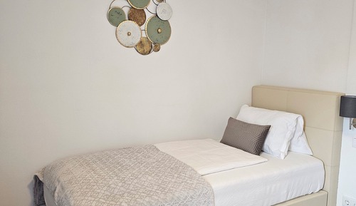 Single Room, 1 Twin Bed (incl. City Tax)