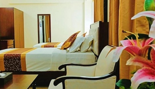 Deluxe Double or Twin Room