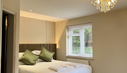 Double Room, Ensuite, Garden View (Lounge & private garden)