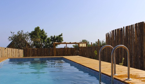 Exclusive Bungalow, Pool View