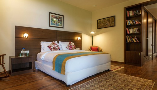 Villa, 4 Bedrooms (Bloomsville)