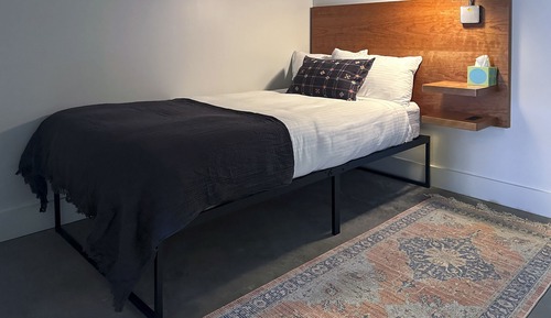 Room (Folsom Brook King Plus)