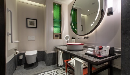 Standard Room, 1 King Bed (Kuala Lumpur Tower View)