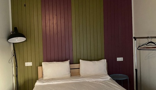 Family Room, 1 Queen Bed