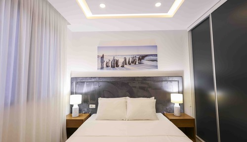 Deluxe Two Bedroom Apartment with Balcony and Sea View (4 Adults)