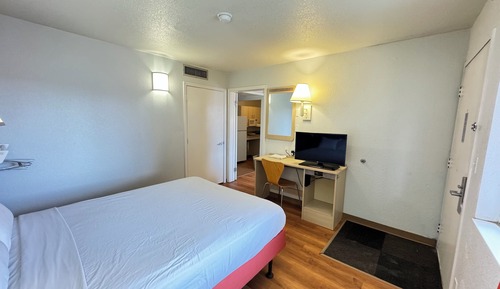 Standard Room, 1 Double Bed, Non Smoking, Kitchenette