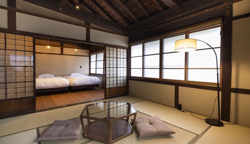 Grand Twin Room, City View