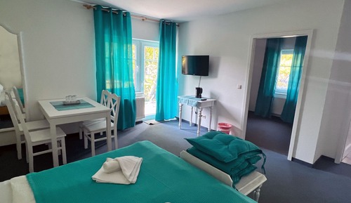 Family Room, 2 Bedrooms, Patio