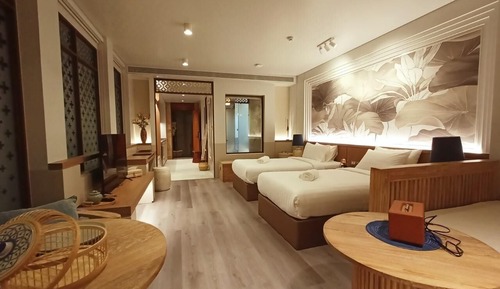 Deluxe Twin Room, Balcony
