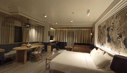 Panoramic Suite