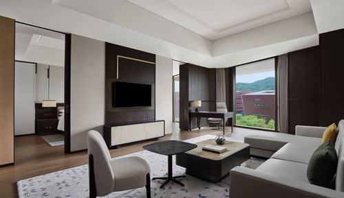 Executive Premium Suite