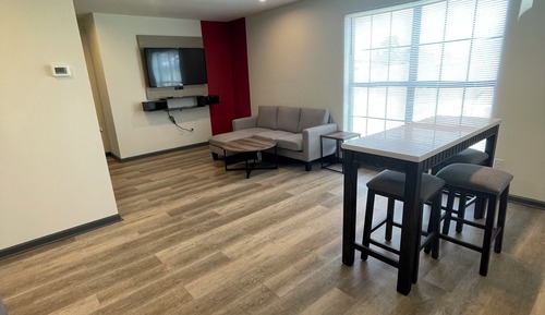 Suite, 2 Queen Beds, Accessible, Non Smoking (Mobility, Tub w/Grab Bars)