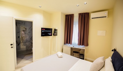 Standard Double Room, 1 Queen Bed