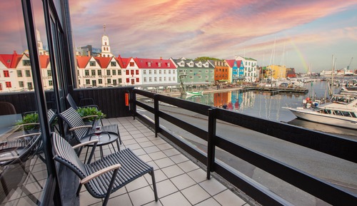 Exclusive Apartment, Balcony, Marina View