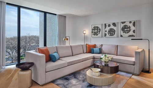 Accessible Metropolitan Suite