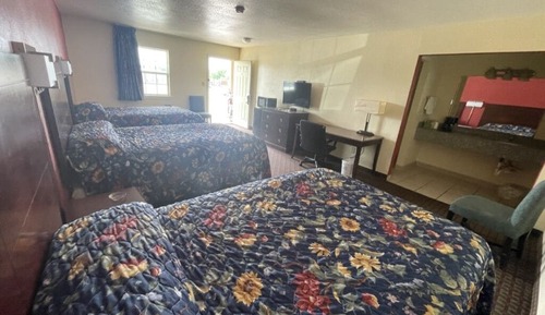 Standard Triple Room, Multiple Beds, Non Smoking