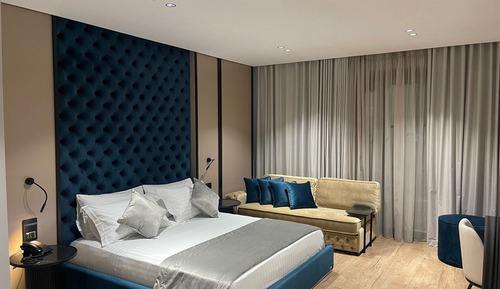Deluxe Triple Room, 1 King Bed with Sofa bed
