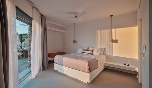 Luxury Studio