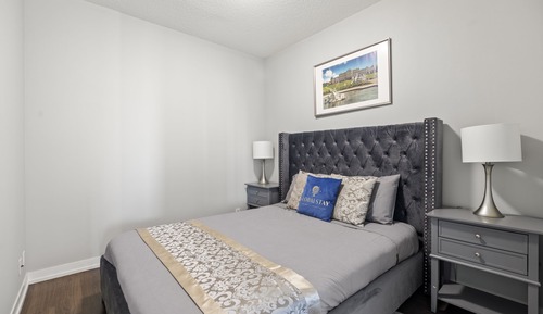Superior Apartment, 2 Bedrooms, Pool Access, Park View