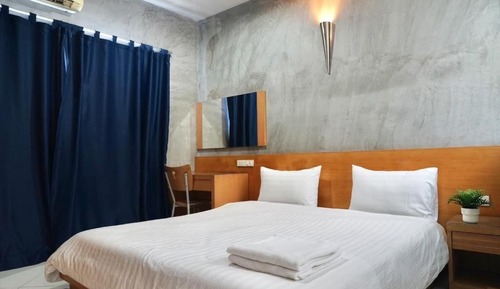 Excutive Suite Riverview