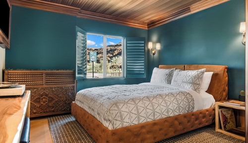 Standard Room, 1 Queen Bed