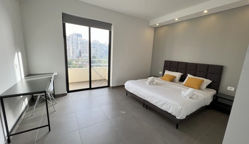 Junior Apartment