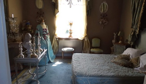 Romantic Quadruple Room, Private Bathroom, Courtyard View (Suite Française)