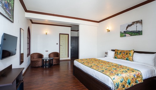 Premium Plus with Balcony, Mountain & River View