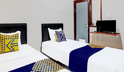 Economy Twin Room