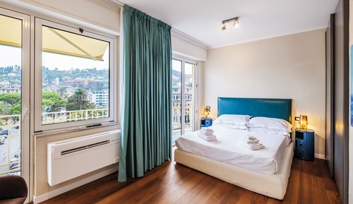 Suite, 1 Queen Bed with Sofa bed, Non Smoking, Sea View