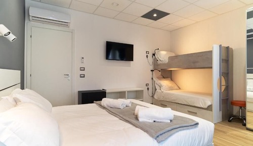 Comfort Quadruple Room