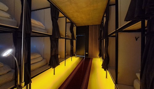 Comfort Shared Dormitory, 1 Twin Bed, Shared Bathroom, City View