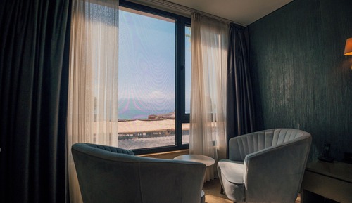 Classic Room (Lake View)