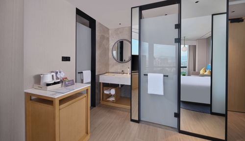 Room, 1 King Bed