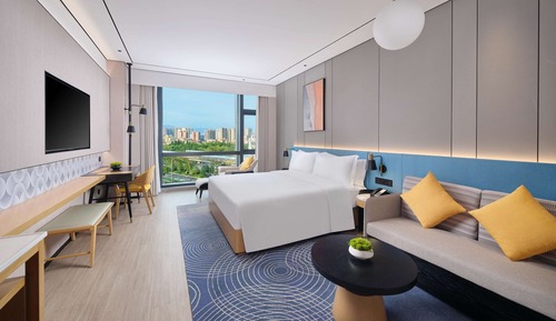 Deluxe Room, 1 King Bed